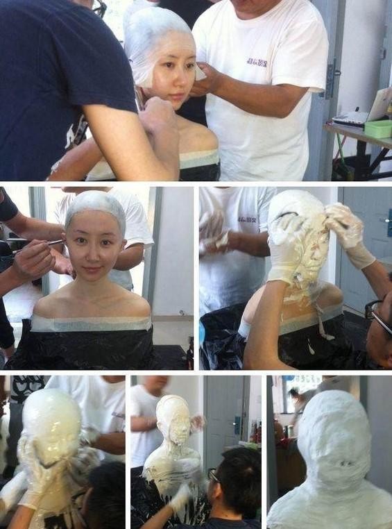 明星拍科幻片化妆十多个小时，生理期也要泡冰水，网友：真不容易