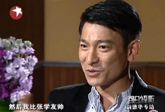 同为娱乐圈的明星大腕：刘德华拼命对抗岁月，成龙选择明智之举？