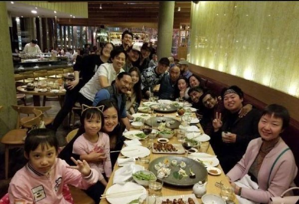 神仙姐姐原来才是真正的流量王，“微博女王”谢娜远不及她