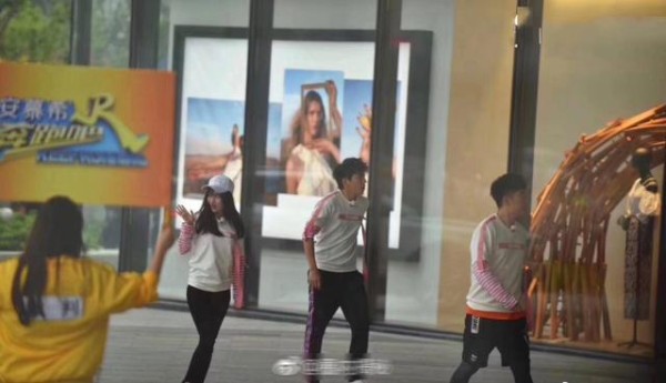 网友偶遇跑男聚餐合照，邓超鹿晗张杰全员到场，你一眼看到了谁？