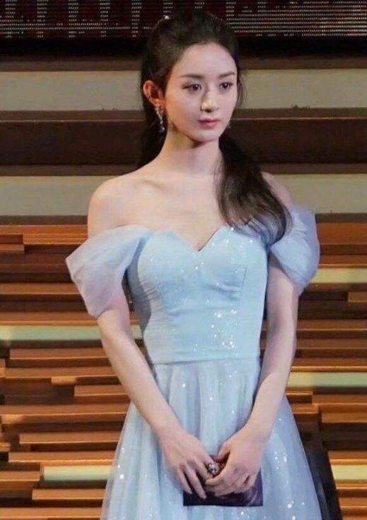 赵丽颖都32岁了，生图还这么妙不可言，网友：冯绍峰真是娶了活宝