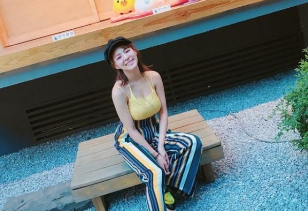 罗志祥综艺视频曝光，抱着女嘉宾地上滚来滚去，太会享受了！