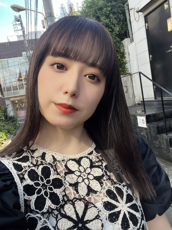 矢野爱茉在活动现场表现出色，吸引了众多关注