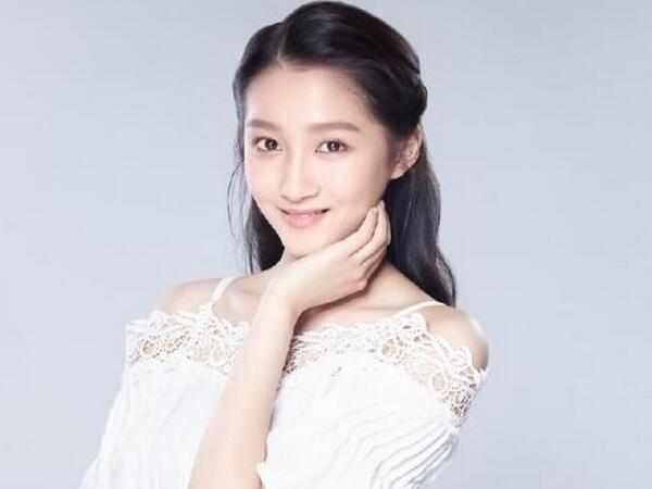娱乐圈公认的8大女神：赵丽颖、杨幂、迪丽热巴…谁是你的NO.1？