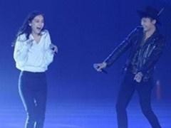 gd杨颖合照曝光 明星粉丝追星也疯狂