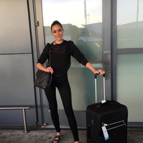 Leg, Product, Shoulder, Standing, Style, Luggage and bags, Fashion accessory, Fashion, Fixture, Travel, 