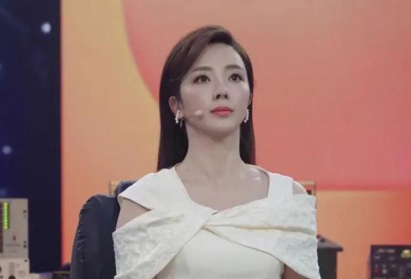 985大学毕业的明星？