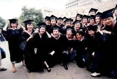 北京电影学院毕业_毕业于北京电影学院_北京电影学校毕业大戏