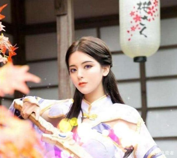 明星cosplay女性英雄 杨超越神似 林更新乱入