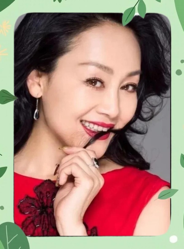 王姬：从挫折到荣耀的演员之路