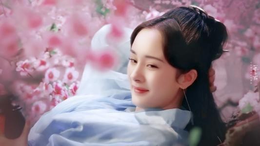 狂热追星有多可怕，杨幂遭粉丝恶意拍照，拍照者或将负法律责任
