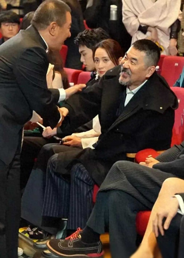 丁勇岱老师也曾演过皇帝，不怕挑战