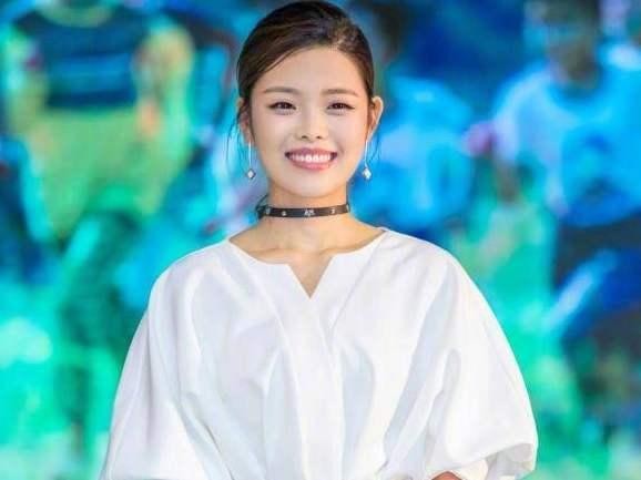 盘点因长相老气被误会年龄的八大明星，你知道几位？
