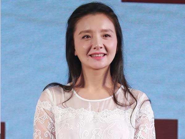 盘点因长相老气被误会年龄的八大明星，你知道几位？