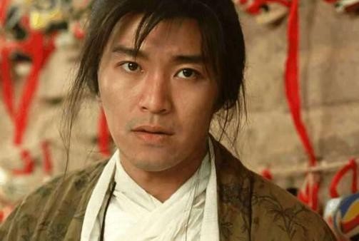 盘点明星过生日，成龙、曾志伟过生日请上百人，而他只请一人