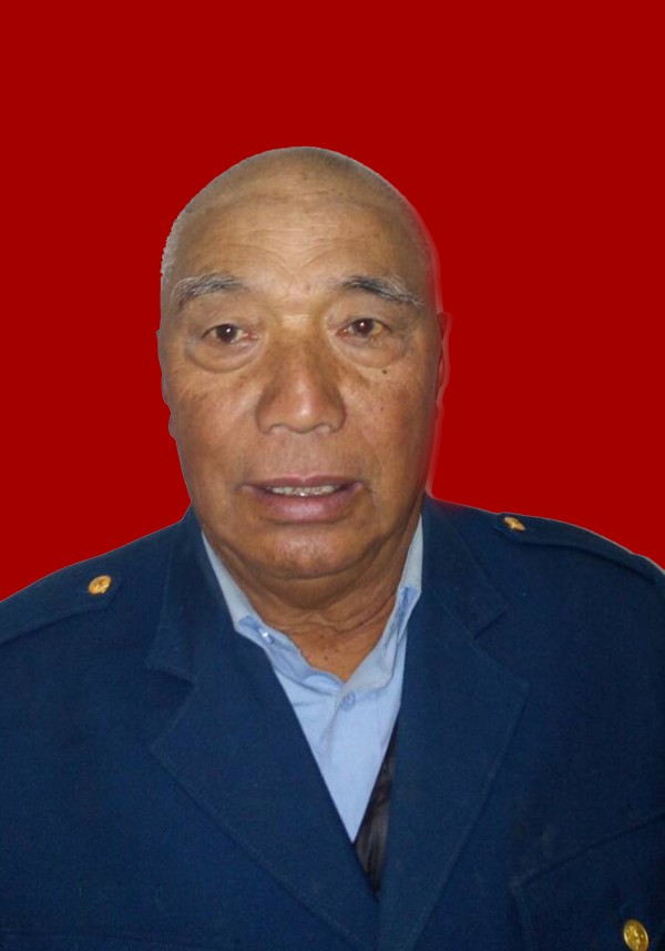杨明星标准照.jpg