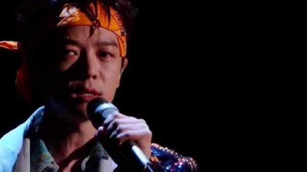 王栎鑫开口脆，嗓音绝了，声压好强！