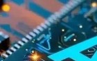 中美关系急转直下！美国发出三重威胁，中国则提出两项条件。