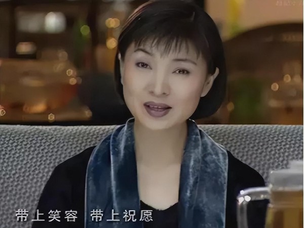 陈红：含着金汤匙出生的女歌手，出轨整容医生转移前夫12亿财产
