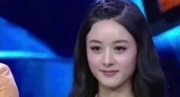 明星不红多心酸？杨紫与赵丽颖第一次上快本，名气不高全程陪笑