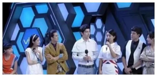 赵丽颖陪笑杨紫做配，曾经的《快乐大本营》三C，如今沦为18线