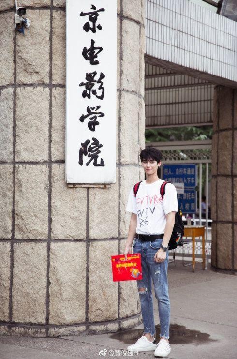 2018年新生里还有这些已出道的艺人，耳熟能详