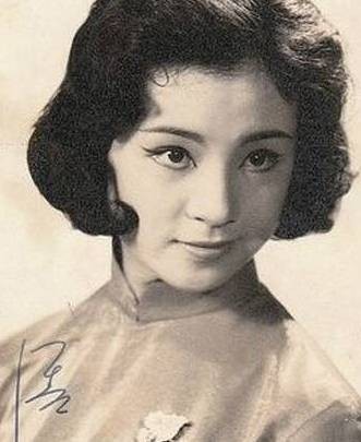江青
