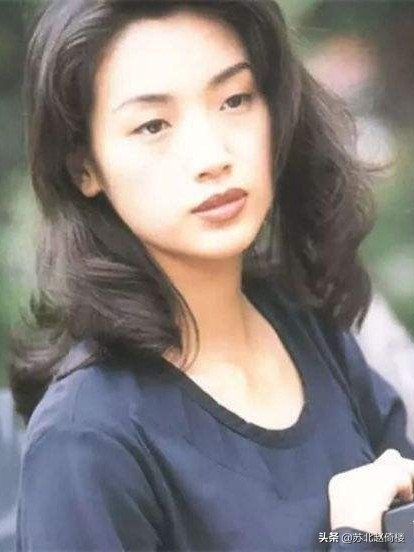 演过小龙女的5位女星，个个仙气十足，你最喜欢谁？