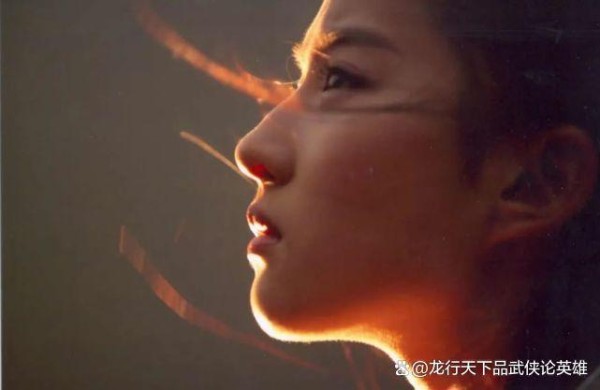 刘亦菲版的小龙女风华绝代、艳压群芳来形容亦菲版《神雕侠侣》