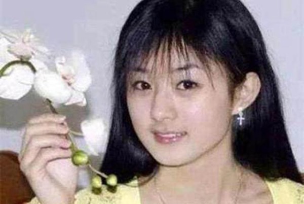 赵丽颖、张柏芝等女星的18岁青涩照，最让人意外的恐怕是贾玲了