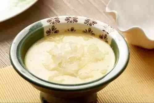 揭秘明星燕窝食谱：一线明星私藏的养颜滋补美食大公开