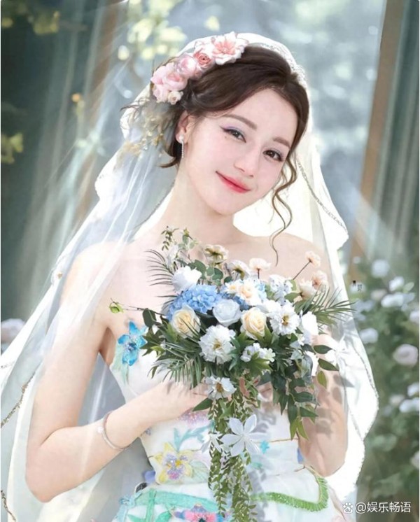 迪丽热巴的代言，打破了所有常规！她的每个举动带来了怎样的变化