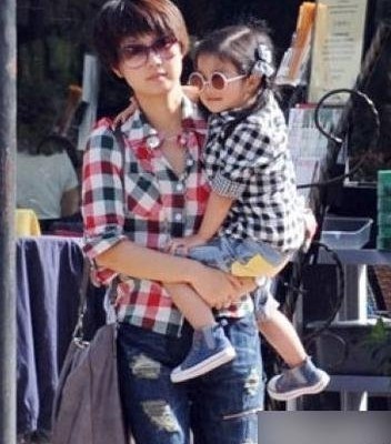 马伊琍给女儿选择国际幼儿园
