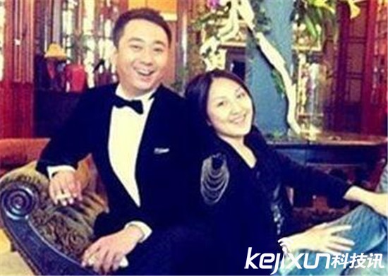 王自健离婚真相是什么 王自健老婆是谁？黄雅静个人资料微博照片