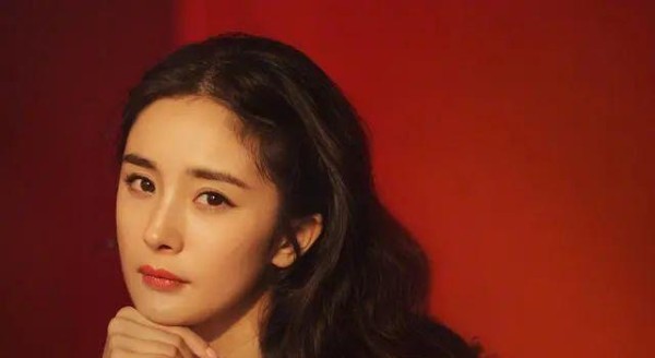 内娱商业价值最高的10位女星,迪丽热巴仅排第五,杨紫赵丽颖上榜(图10)