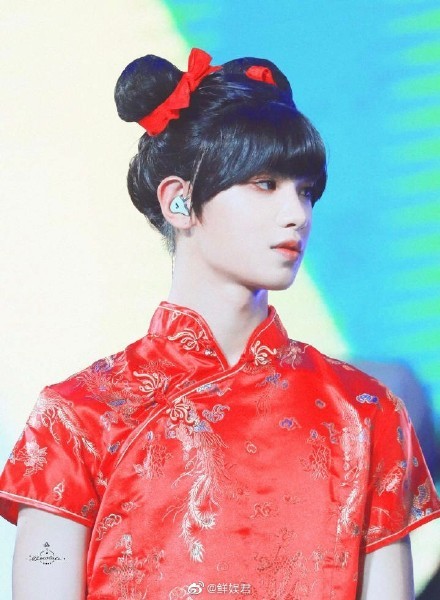 模仿过女明星的男艺人都有谁？盘点男明星们男扮女装的绝美瞬间