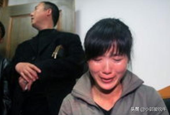 贫困女孩被体育毁掉的一生：退役后伤病缠身，忍痛卖掉16块奖牌