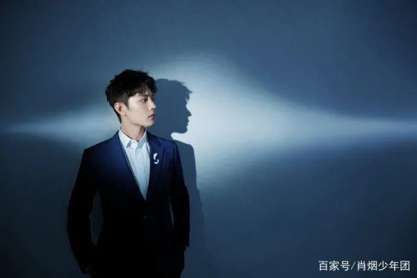 肖战凭借四大维度登顶明星商业价值榜TOP1，刷新保持纪录！