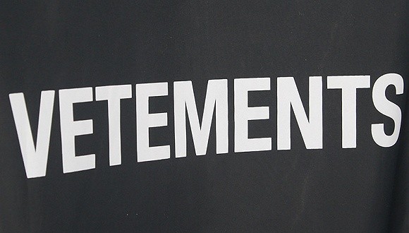 Vetements与18个品牌合作重塑自我再度辉煌