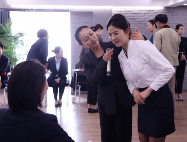 礼仪培训师课程