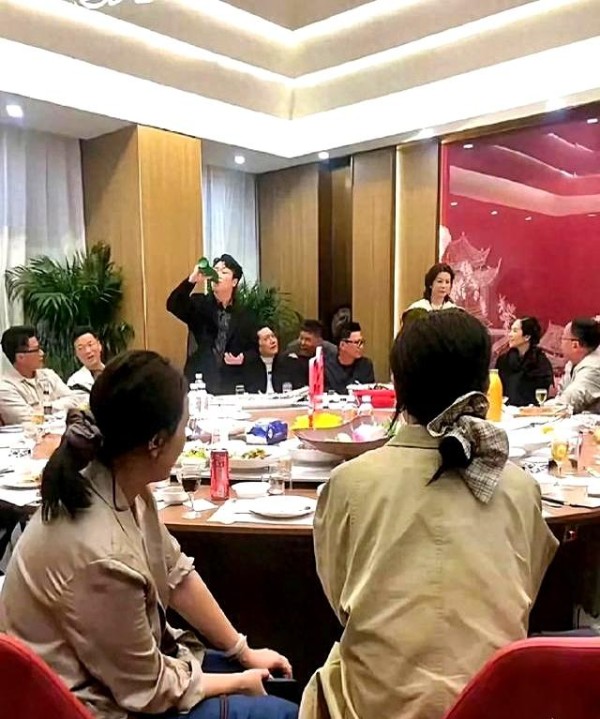 华表奖饭局内幕明星爆料互怼全记录