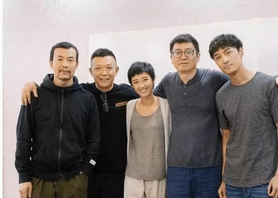 胡歌新电影即将上映，为了影片效果，被人称之为“糊歌”