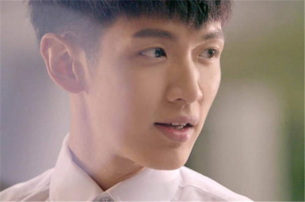 娱乐圈5位“永久封”的明星，前四位自毁前程，唯有她让人同情