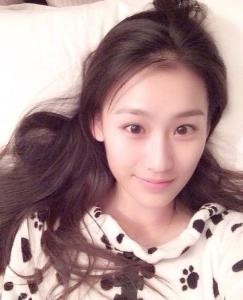 北影校花王婉中