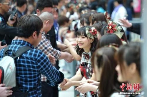 综艺节目掀偶像热潮　背后到底还有多少“虚火”