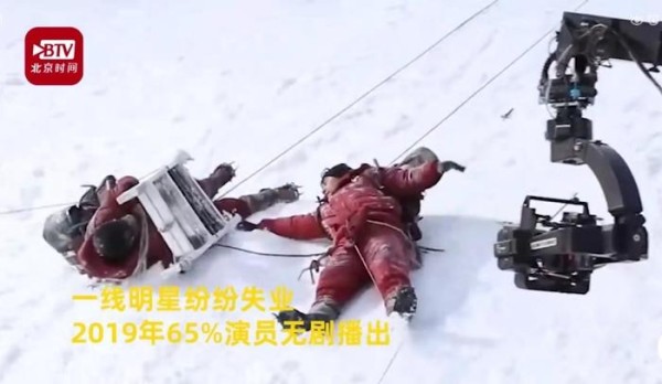 影视圈遭遇大地震！65%的演员无戏可拍，这位当红小花旦更着急！