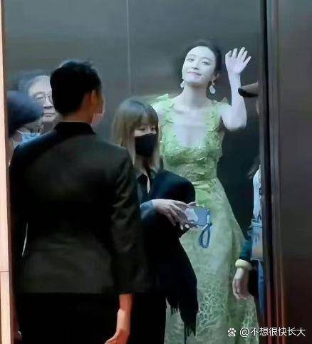 倪妮的“反光”时刻：是争议还是误解？