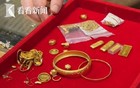 金价连续下跌 有人“买跌”有人变现