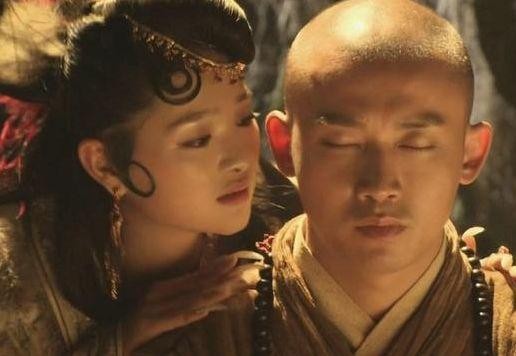 那些曾经红火，如今过气的明星，有人穷的租不起，有人身价上亿