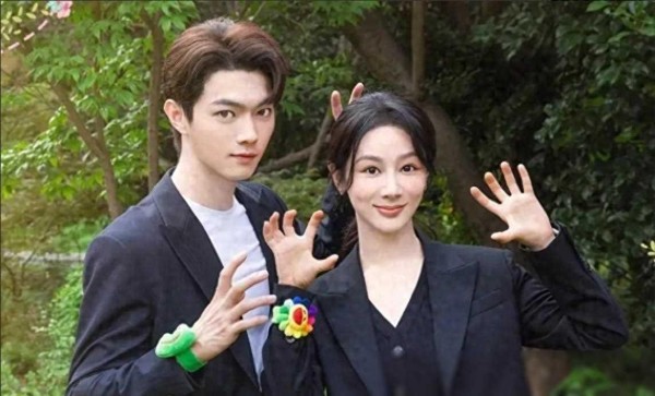 宋丹丹说得对，从观众对杨紫和隆妮的评价：我见识了娱乐圈的残酷